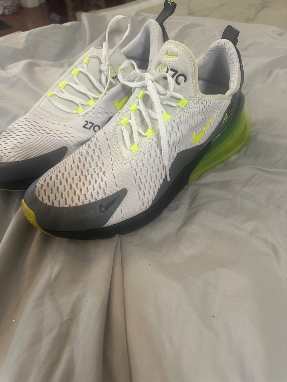 Nike Air Max 270 Men's Sneakers - White/Volt/Grey